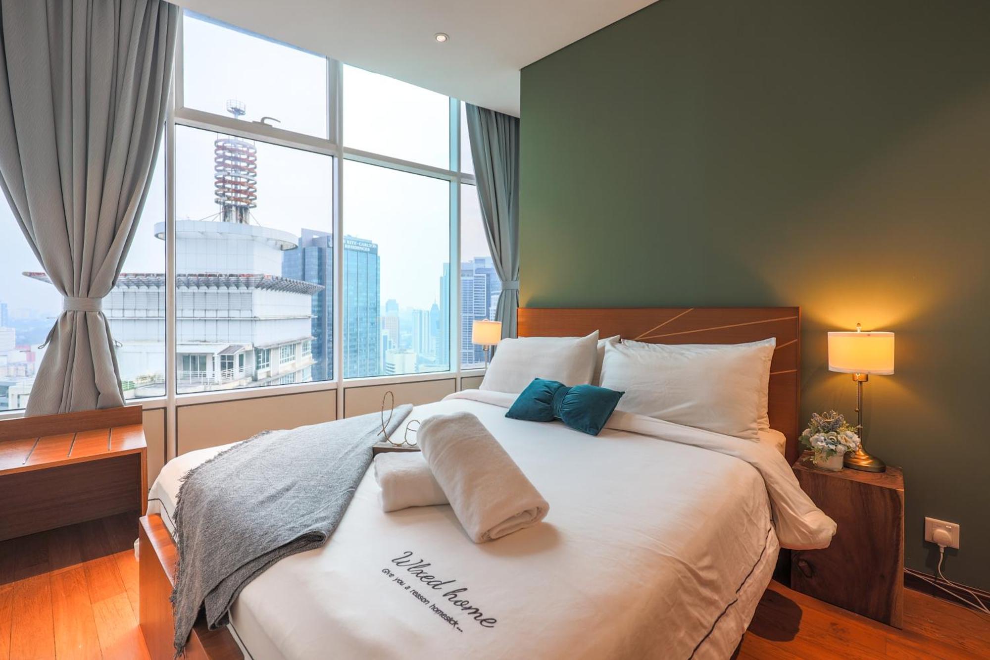 Calm Sojourn, Sky Suites Klcc 쿠알라룸푸르 외부 사진