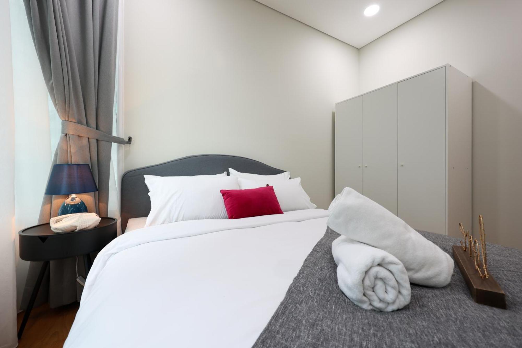 Calm Sojourn, Sky Suites Klcc 쿠알라룸푸르 외부 사진